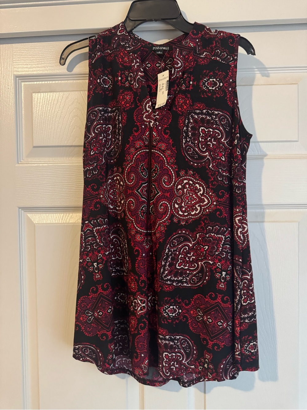 dressbarn Girls' Sleeveless Paisley Dress - Red & Black